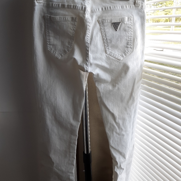 ❤SOLD❤GUESS premium "nicole cigarette" skinny jeans - Picture 3 of 11